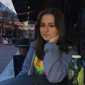 Meet your Posher, Julia